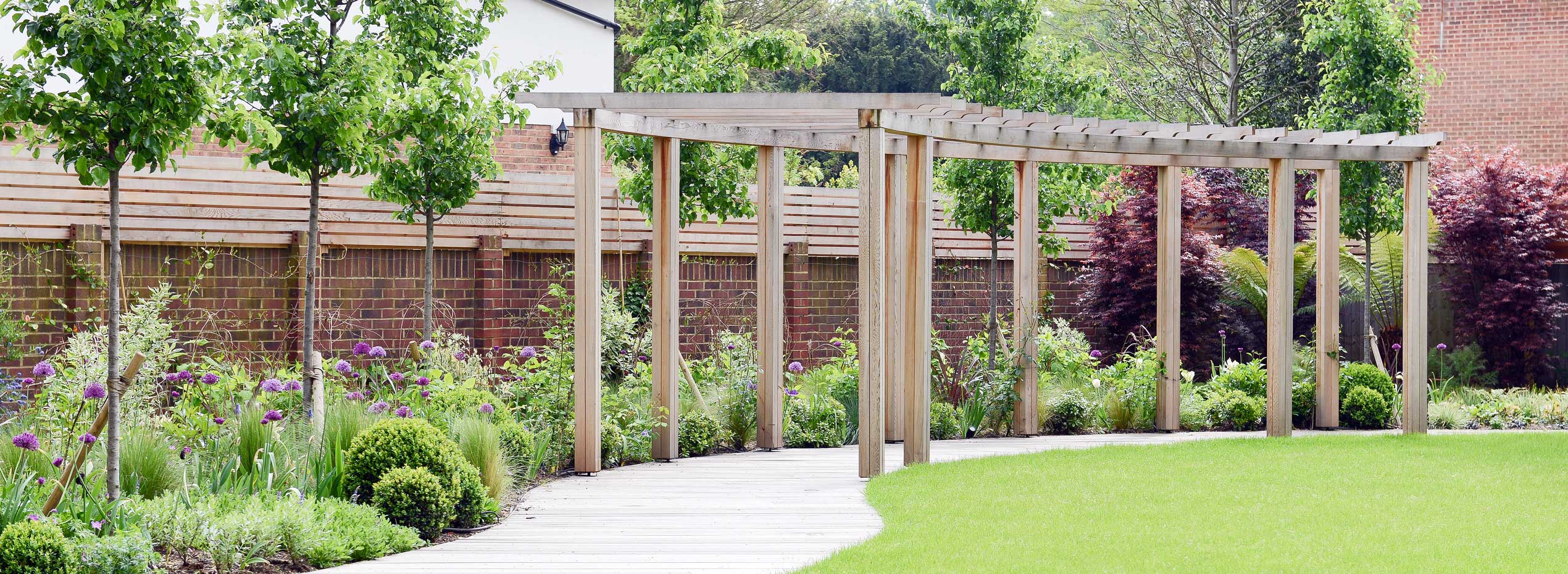 后花园设计Ullathorne路,伦敦